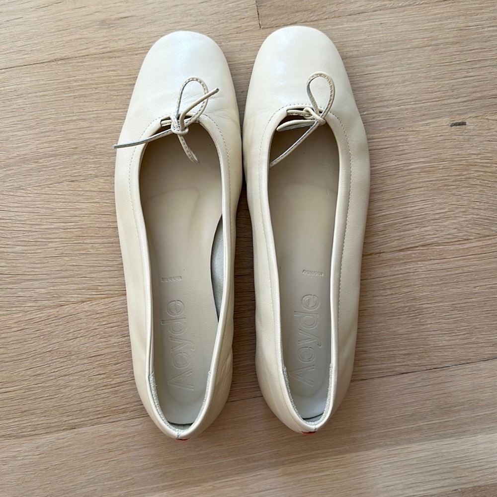 Aeyde flats 37.5